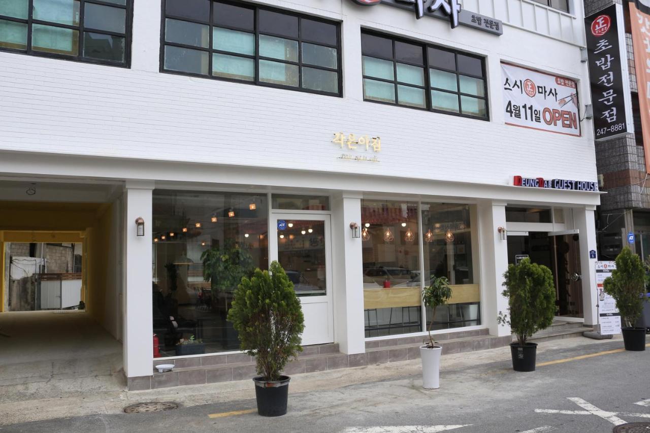 Lighthouse Guesthouse Mokpo Exterior photo